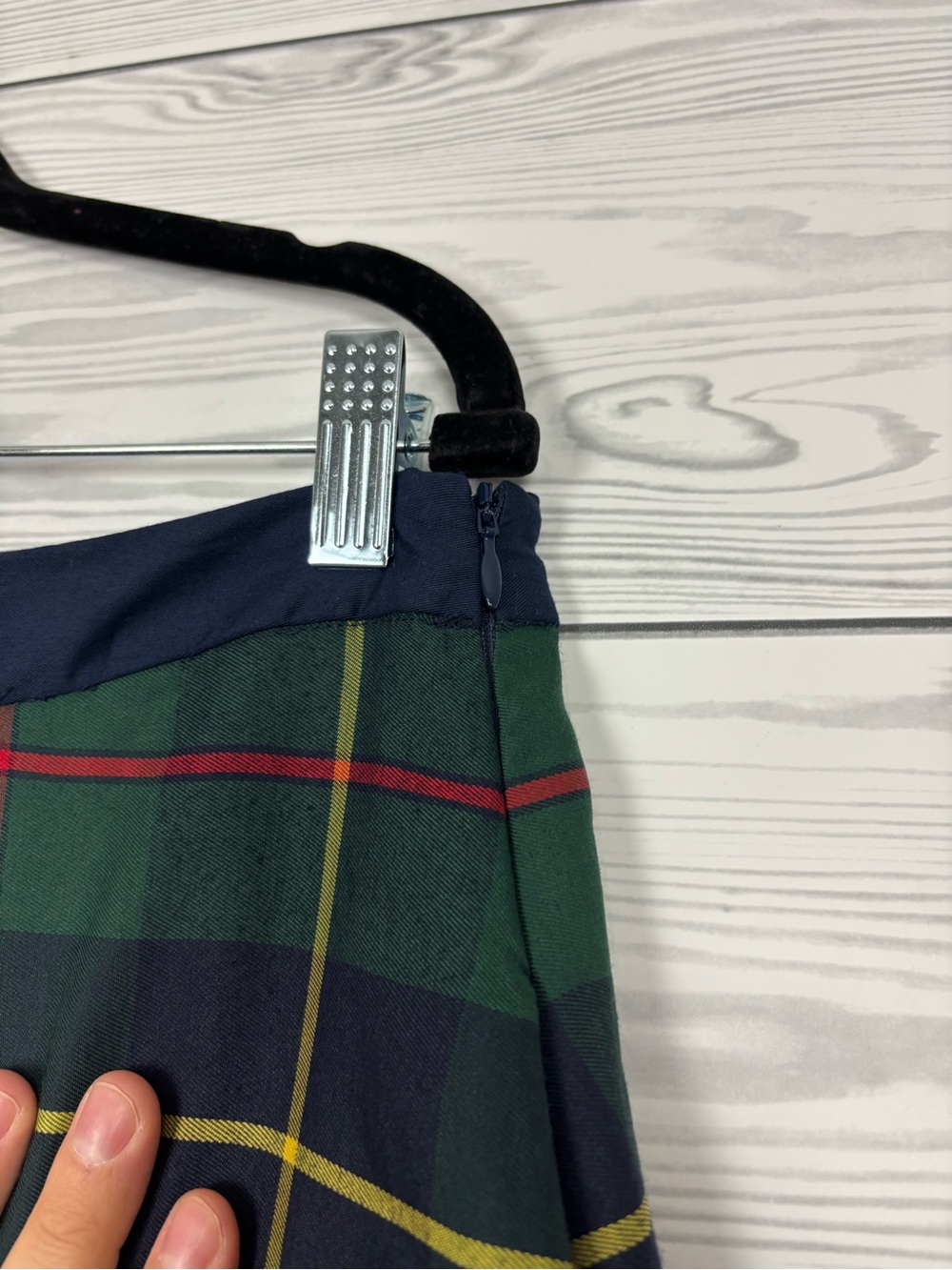 Gretchen Scott Tartan Plaid Tiered Skirt Size Large - Picture 3 of 6